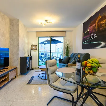 Galihost - Jupiter, Con Terraza Con Vistas Al Mar Appartamento *