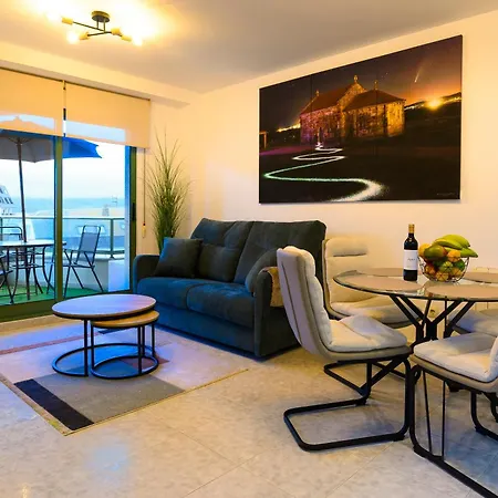 Galihost - Jupiter, Con Terraza Con Vistas Al Mar Appartamento